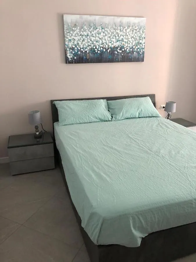 Apartament Furio Camillo Luminoso Rzym
