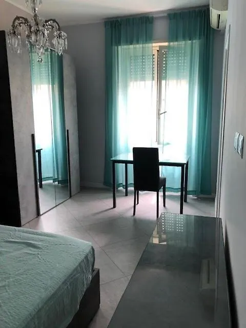 Apartament Furio Camillo Luminoso Rzym